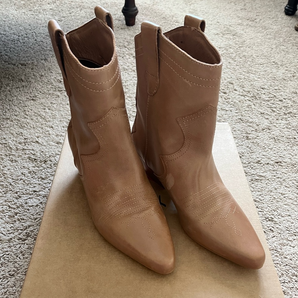 NWT Matisse Arlo Western Booties